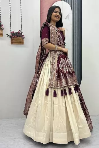 OFF-WHITE-PURPLE SIMAR SILK FREE SIZE LEHENGA JACQUARD UN-STITCH BLOUSE JACQUARD SOFT SILK LEHENGA SAREE