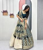OFF-WHITE-GREEN COLOR SIMAR SILK FREE SIZE LEHENGA JACQUARD UN-STITCH BLOUSE JACQUARD SOFT SILK LEHENGA SAREE