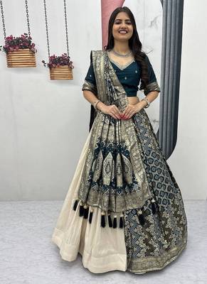 OFF-WHITE-GREEN SIMAR SILK FREE SIZE LEHENGA JACQUARD UN-STITCH BLOUSE JACQUARD SOFT SILK LEHENGA SAREE 4