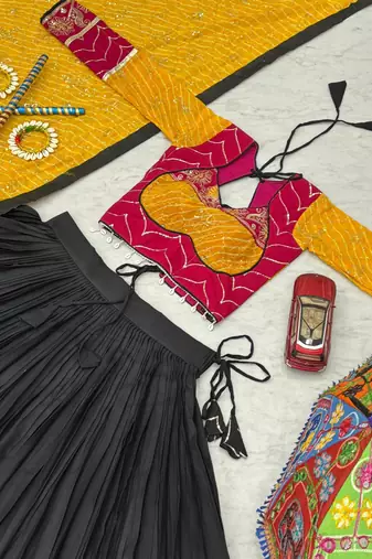 NAVRATRI WEAR BLACK RAYON THREAD SEQUINCE EMBROIDERED LEHENGA CHOLI DUPATTA 