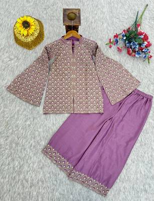 Lavender chinon 2 piece set with embroidery thread work 3