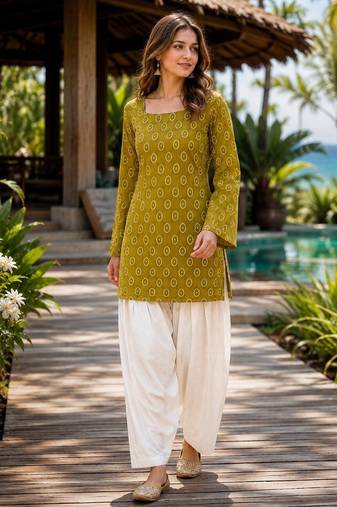 Green cotton readymade suit with digital print