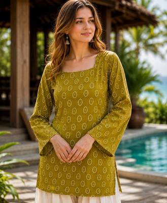 Green cotton readymade suit with digital print 2