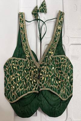 Emerald green silk blouse with heavy gold gota work & latkan 4