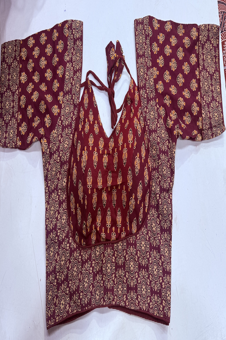 Maroon block print bustier blouse with sweetheart neck & back dori