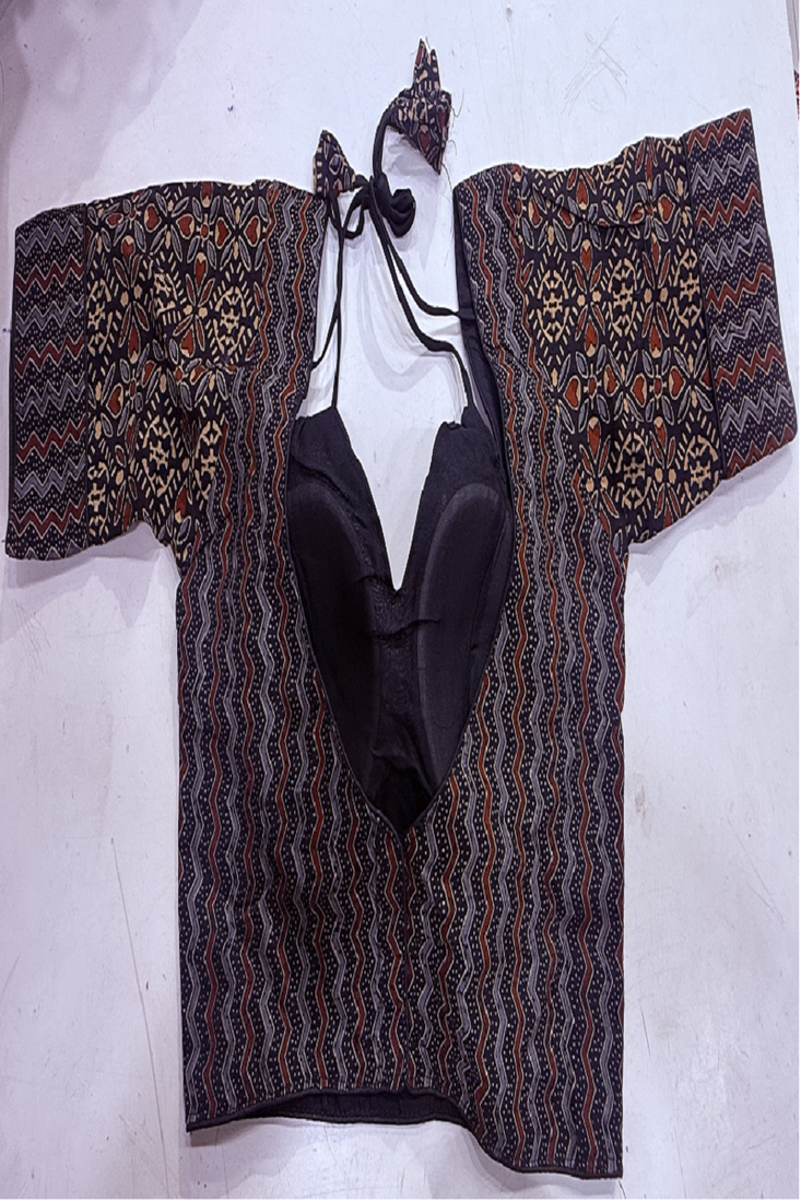 Ajrakh print sweetheart neck halter blouse with sleeves