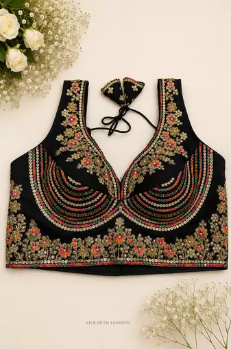 Black heavy embroidery sweetheart neck sleeveless blouse