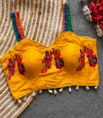 Yellow navratri designer readymade blouse for women | kutchi embroidered garba choli with shell lace work