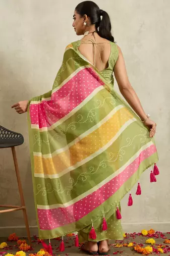 Green printed blended cotton designer saree with blouse piece