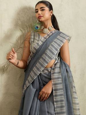 Grey printed blended cotton designer saree with blouse piece 2