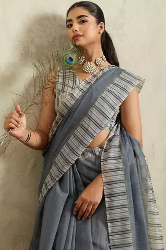 Grey printed blended cotton designer saree with blouse piece