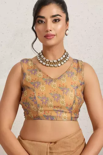 Tan printed blended cotton designer saree with blouse piece