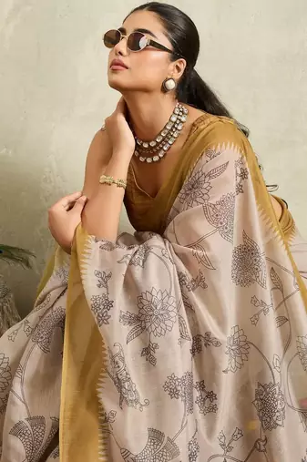 Cream printed blended cotton designer saree with blouse piece