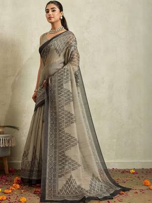 Grey printed blended cotton designer saree with blouse piece 2