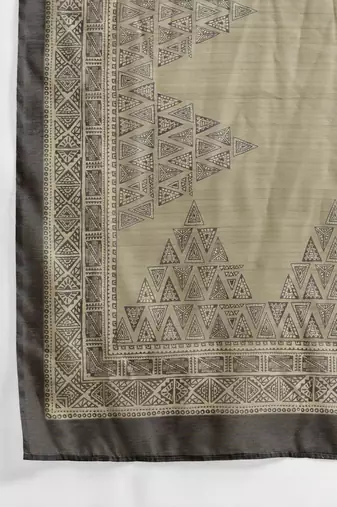 Grey printed blended cotton designer saree with blouse piece