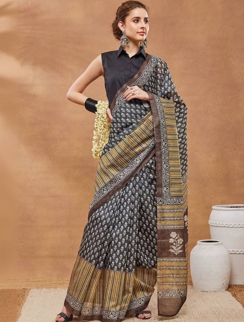 Multi printed silk blend ethnic saree with blouse piece
