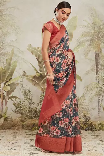 Green printed silk blend ethnic saree with blouse piece