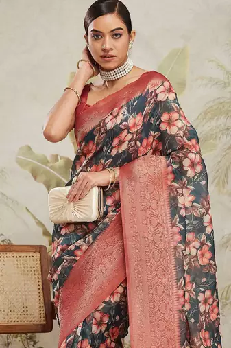 Green printed silk blend ethnic saree with blouse piece