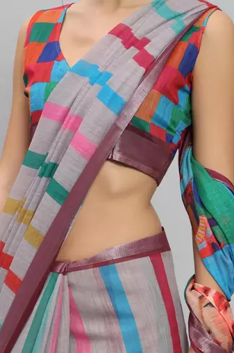 Grey printed blended cotton designer saree with blouse piece