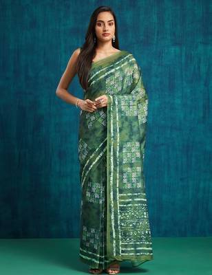 Green printed blended cotton designer saree with blouse piece 2