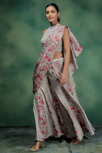 Pink printed silk blend ethnic saree with blouse piece