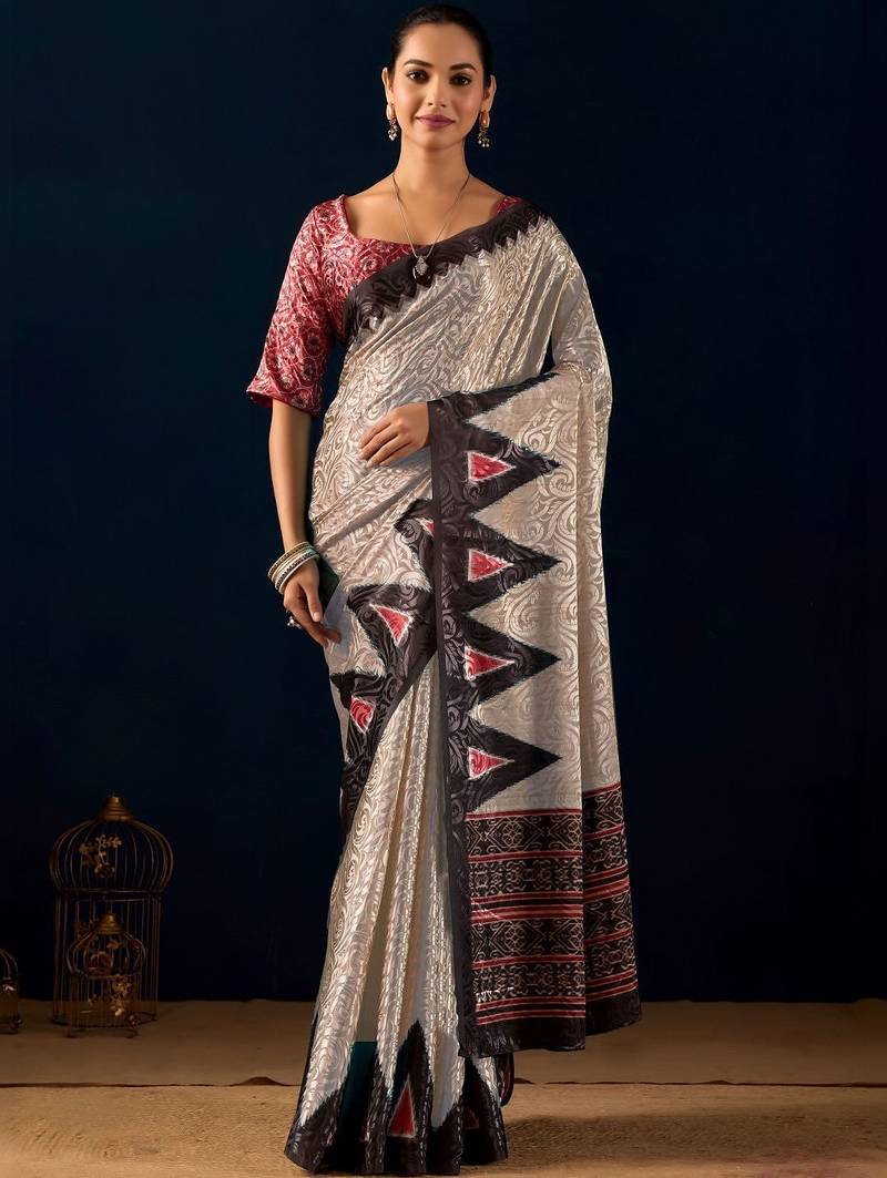 Cream printed brasso casual saree with blouse piece
