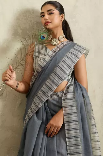Grey printed blended cotton designer saree with blouse piece