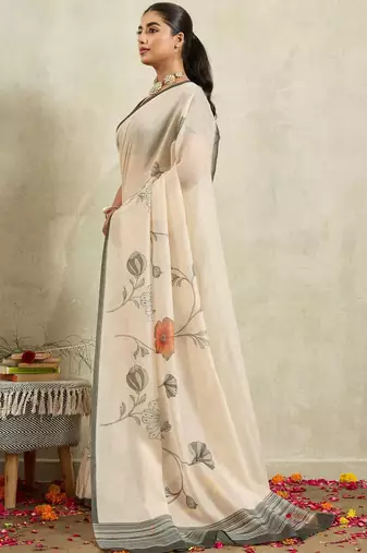 Off white printed blended cotton designer saree with blouse piece