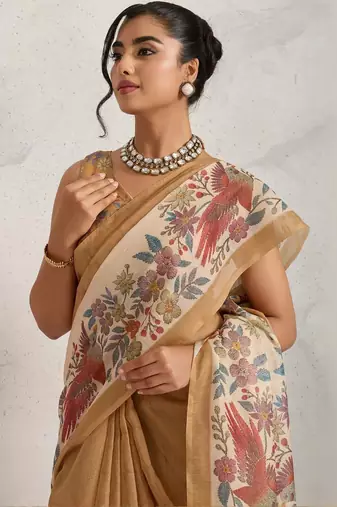 Tan printed blended cotton designer saree with blouse piece