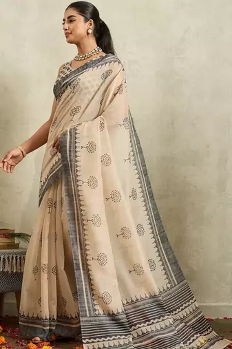 Cream printed blended cotton designer saree with blouse piece