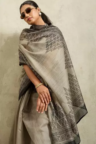 Grey printed blended cotton designer saree with blouse piece