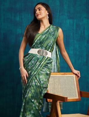 Green printed blended cotton designer saree with blouse piece 4