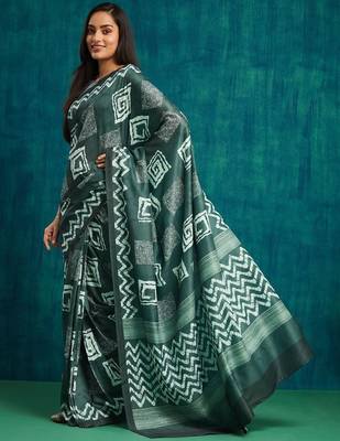 Olive printed blended cotton designer saree with blouse piece 3