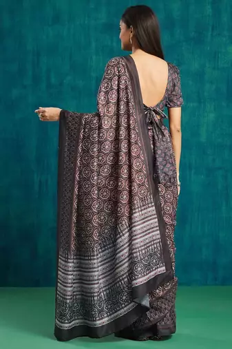 Black printed blended cotton designer saree with blouse piece