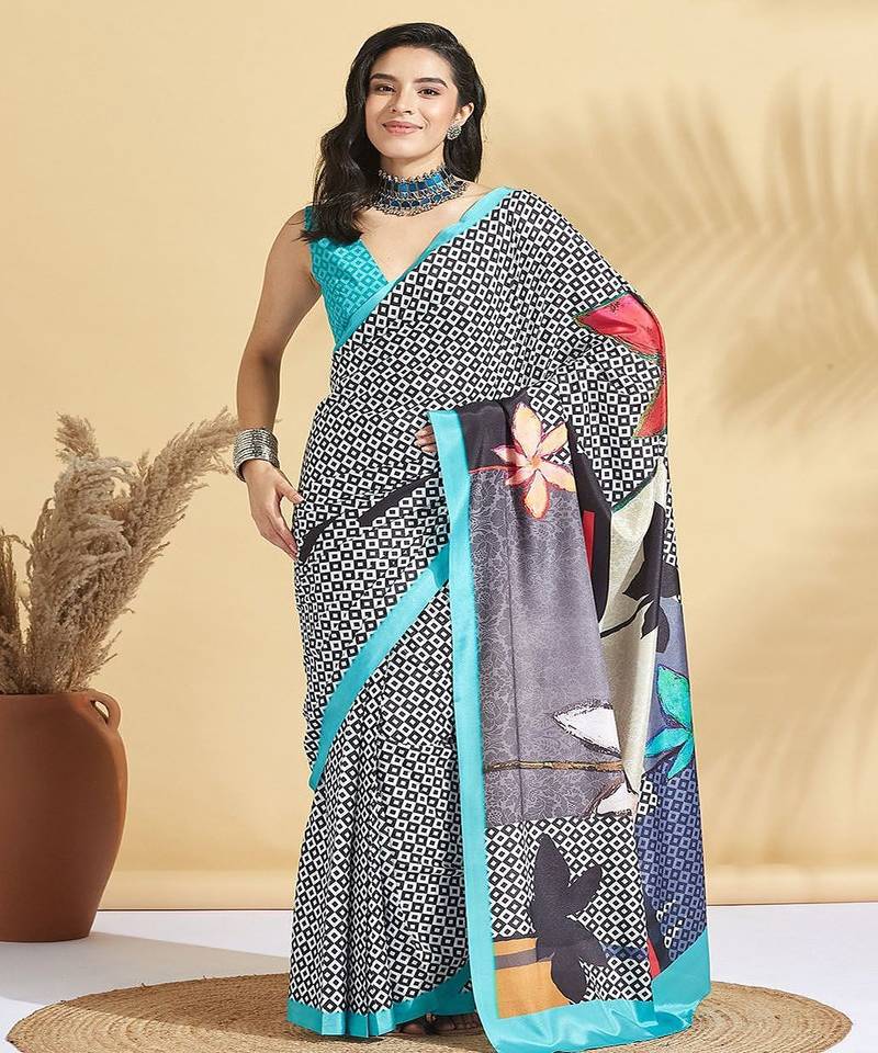 White printed crepe casual saree with blouse piece