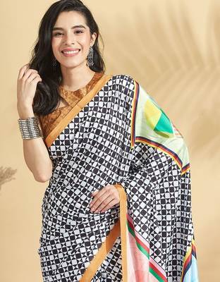 White printed crepe casual saree with blouse piece 5