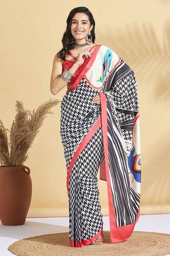 Pink printed crepe casual saree with blouse piece