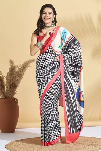 Pink printed crepe casual saree with blouse piece