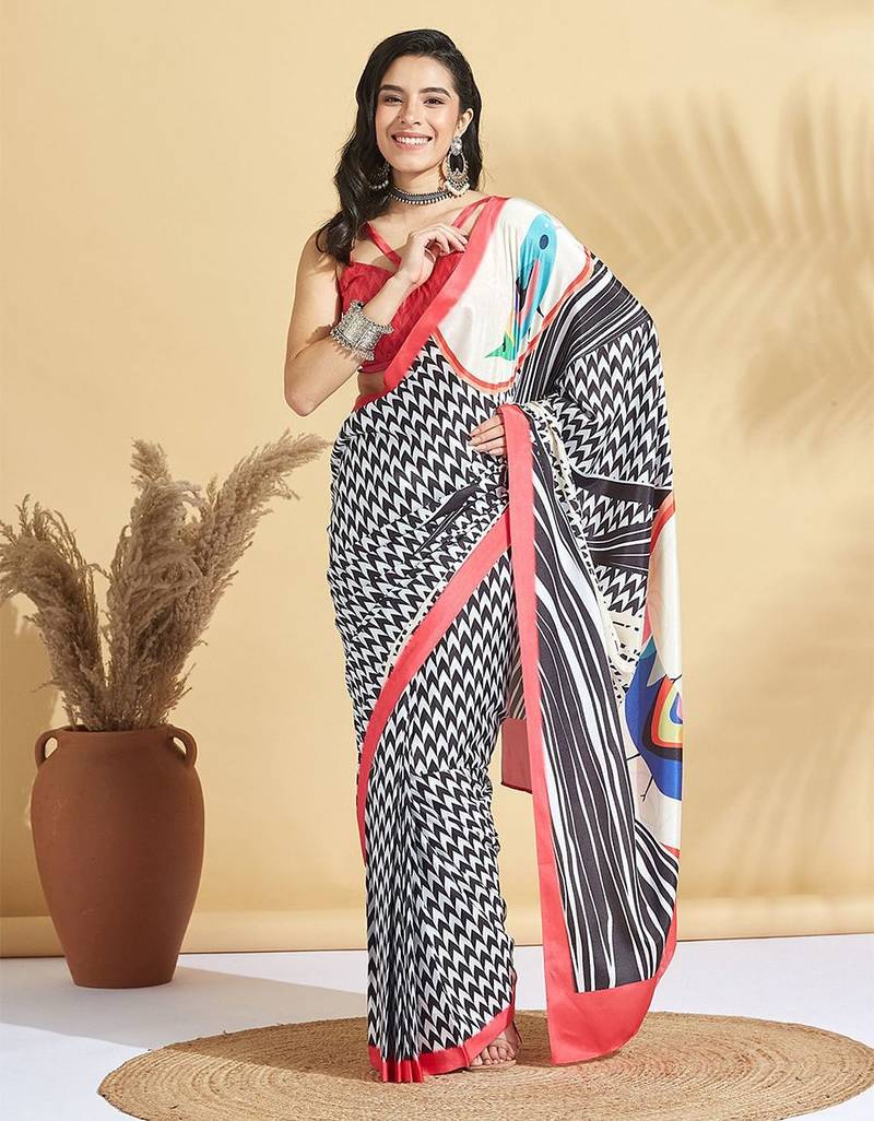 Pink printed crepe casual saree with blouse piece