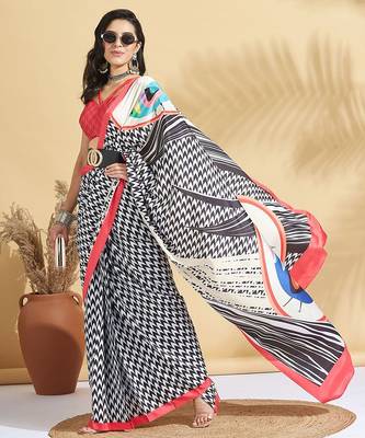 Pink printed crepe casual saree with blouse piece 2