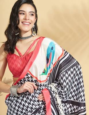 Pink printed crepe casual saree with blouse piece 5
