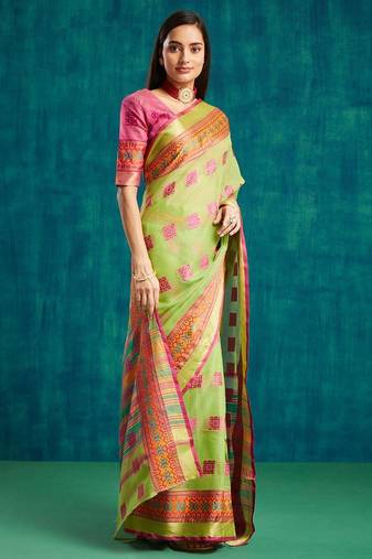 Green elegant printed polycotton saree with blouse piece