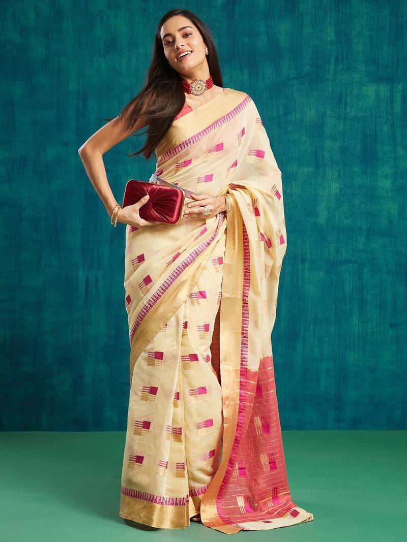 Cream elegant printed polycotton saree with blouse piece