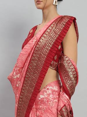Pink printed silk blend ethnic saree with blouse piece 5