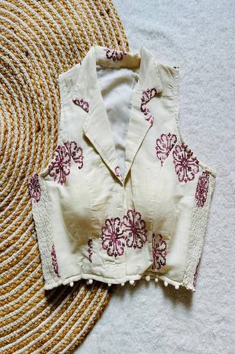 Off white floral embroidered cotton designer sleeveless readymade saree blouse for women festive wear