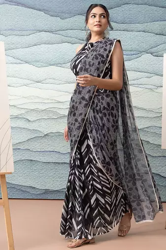 Black elegant printed georgette saree with blouse piece