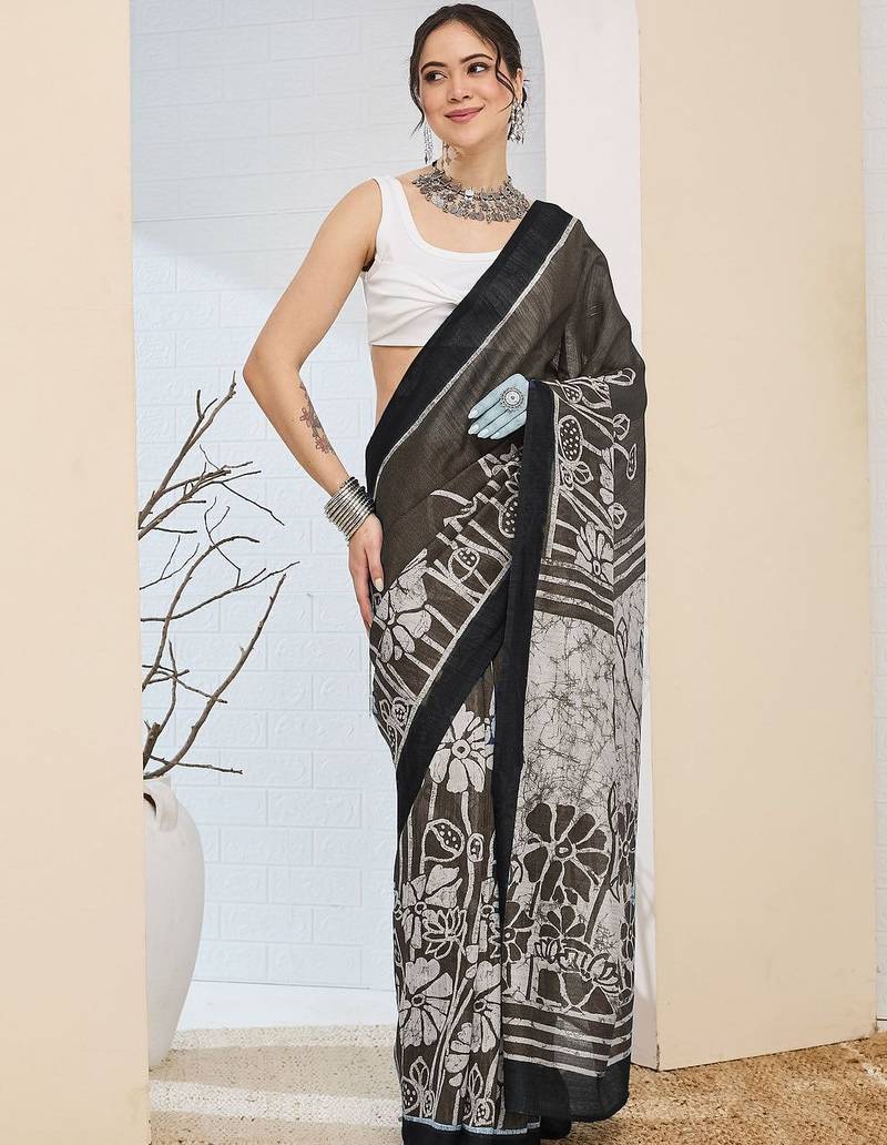 Black printed silk blend ethnic saree with blouse piece