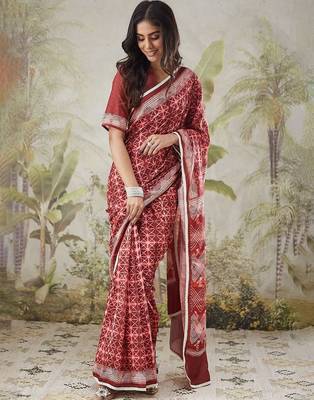 Maroon elegant printed polycotton saree with blouse piece 1