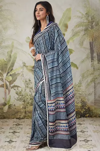 Navy blue elegant printed polycotton saree with blouse piece