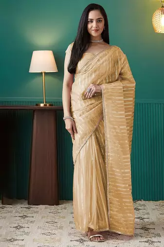 Yellow elegant printed organza saree with blouse piece